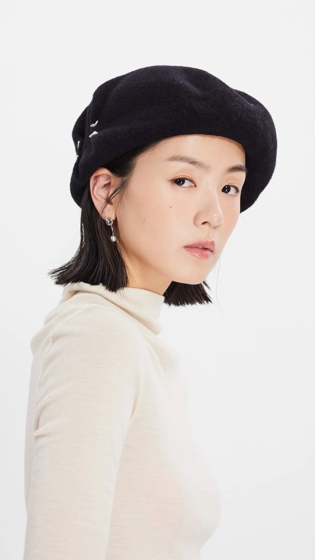 Baroque Pearl The Dart Beret Hat