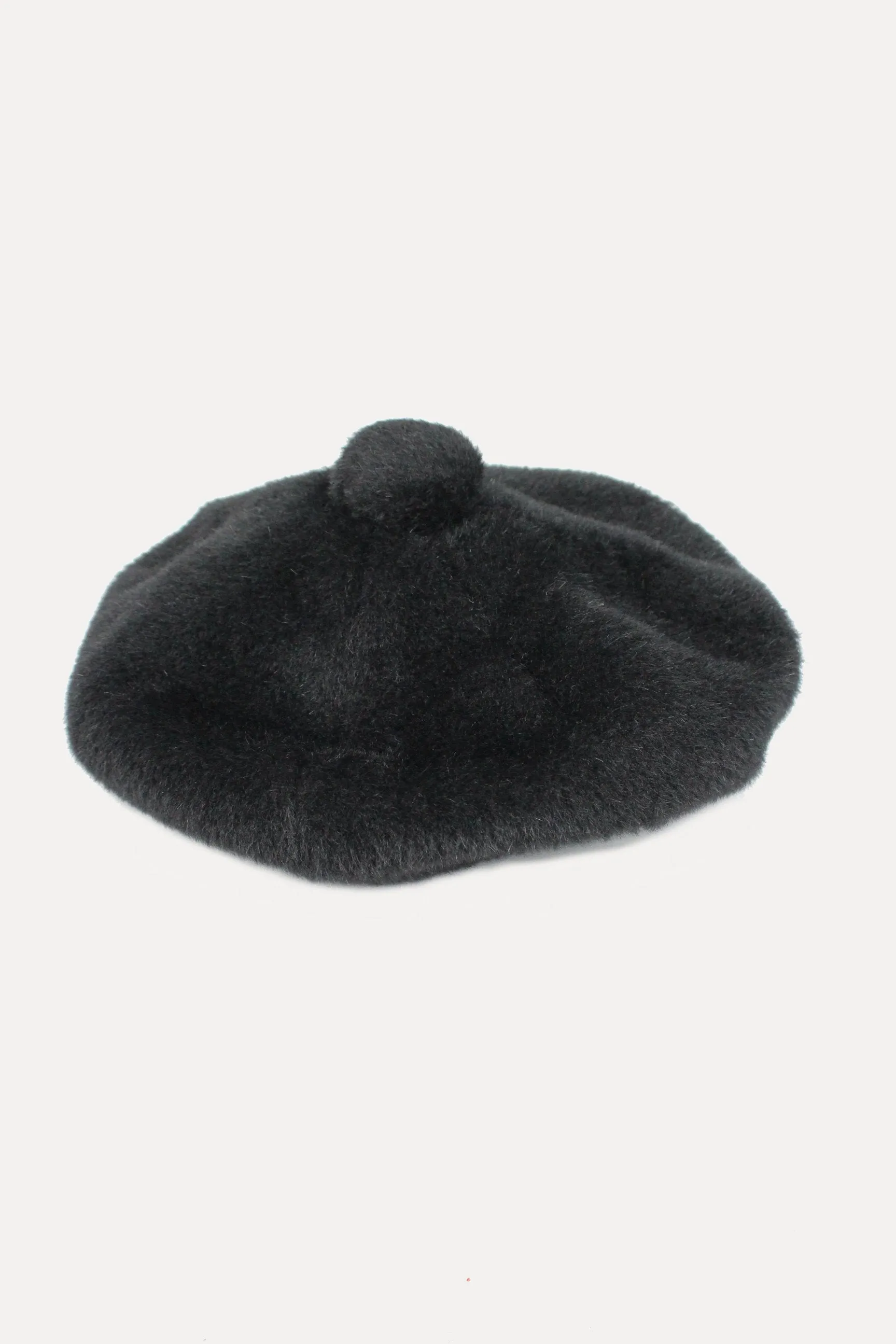 BERET IN BLACK ALPACA