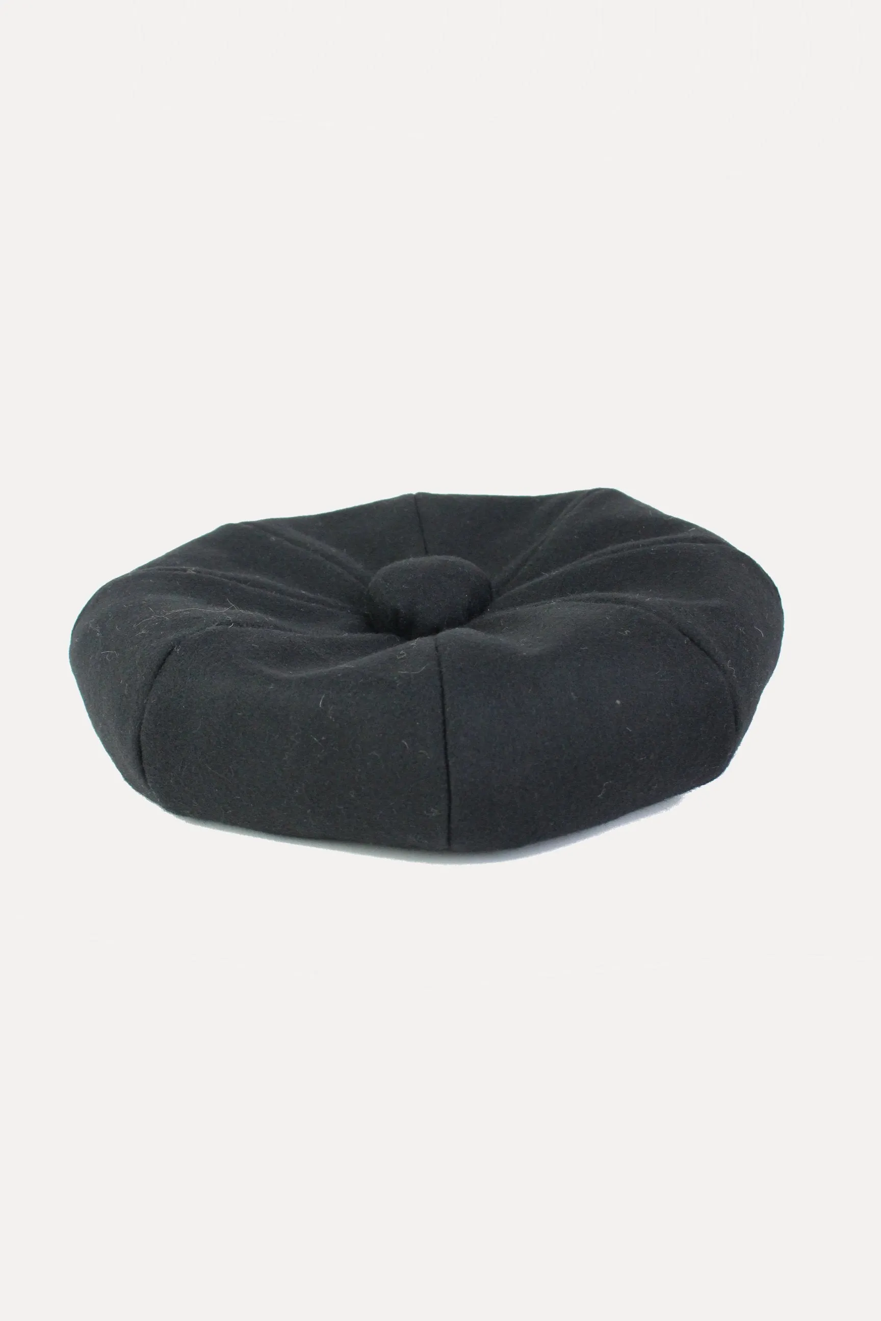 BERET IN BLACK MELTON