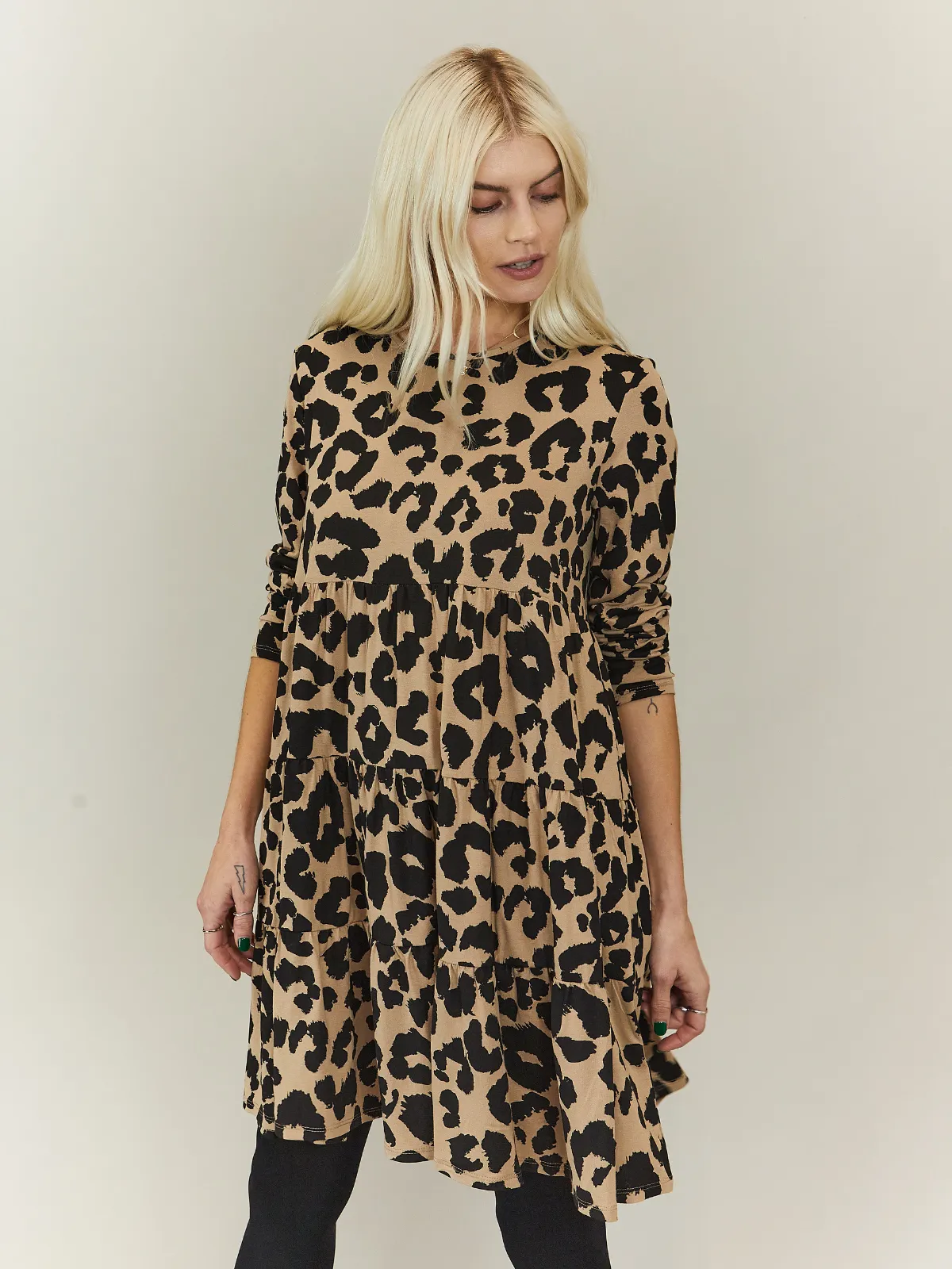 Stef Tiered Jersey Smock Dress / Animal Print