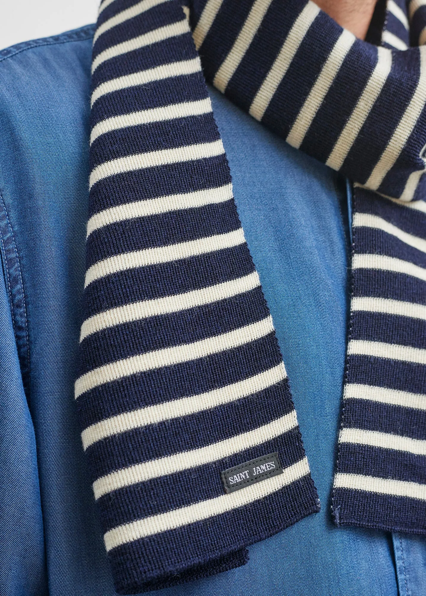 Striped scarf - in pure new wool (MARINE/ECRU)