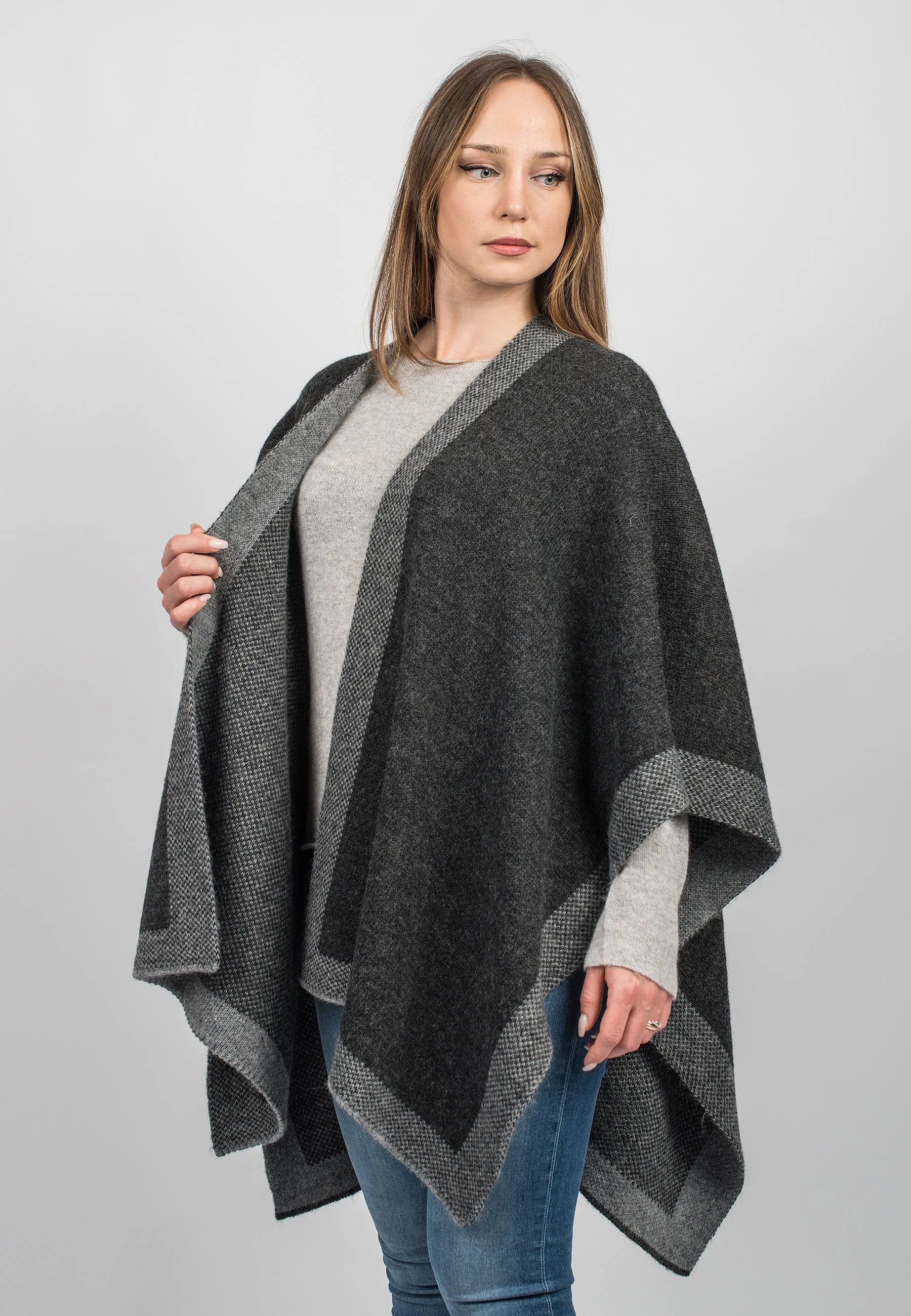 Two tone cape